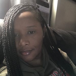 Meet your Posher, Aisha